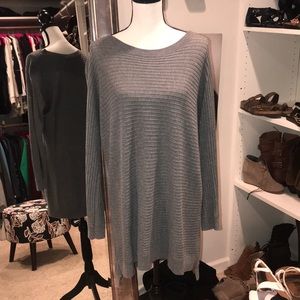 Grey Trouve long sweater